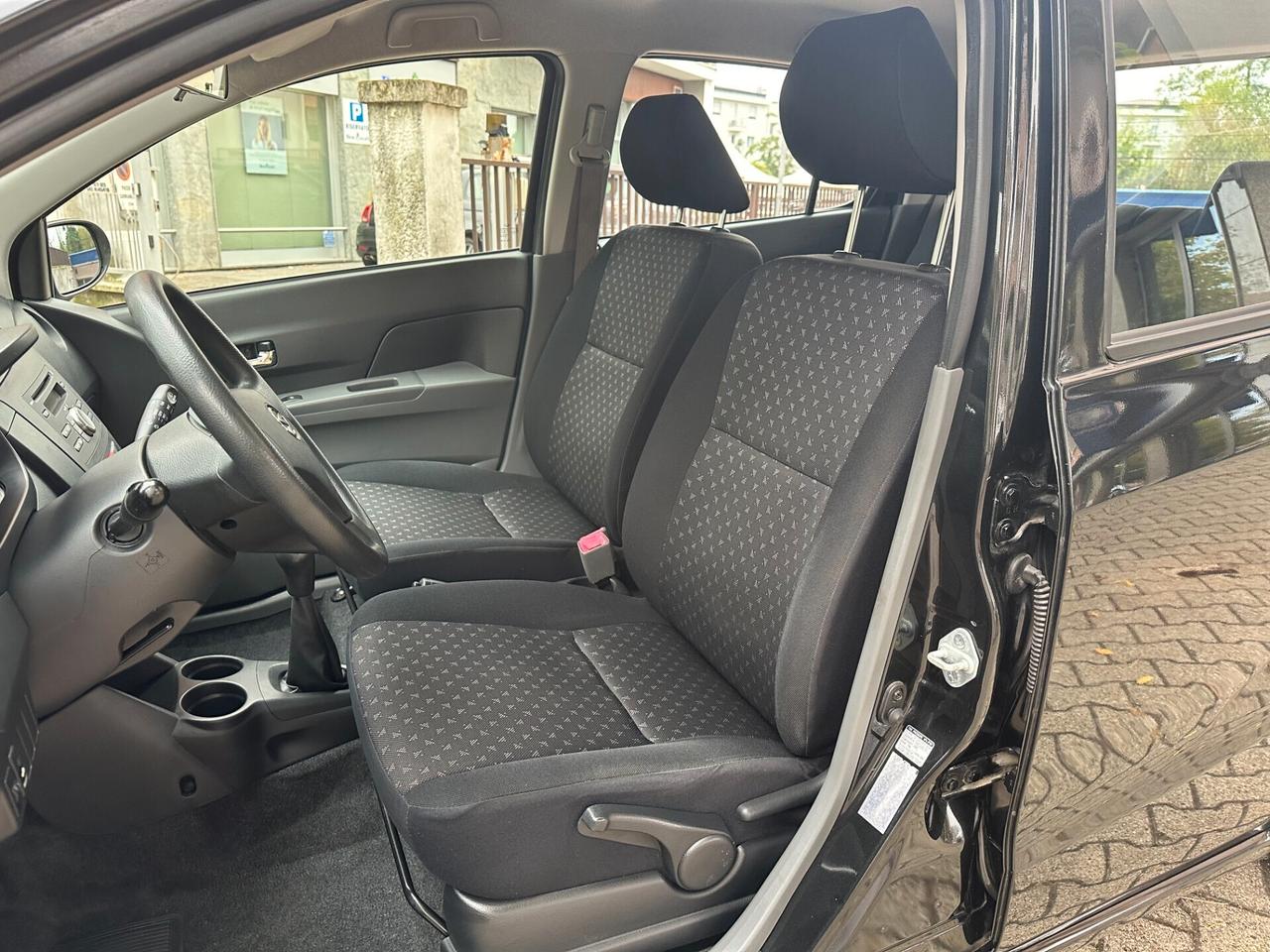 DAIHATSU CUORE 1.0
