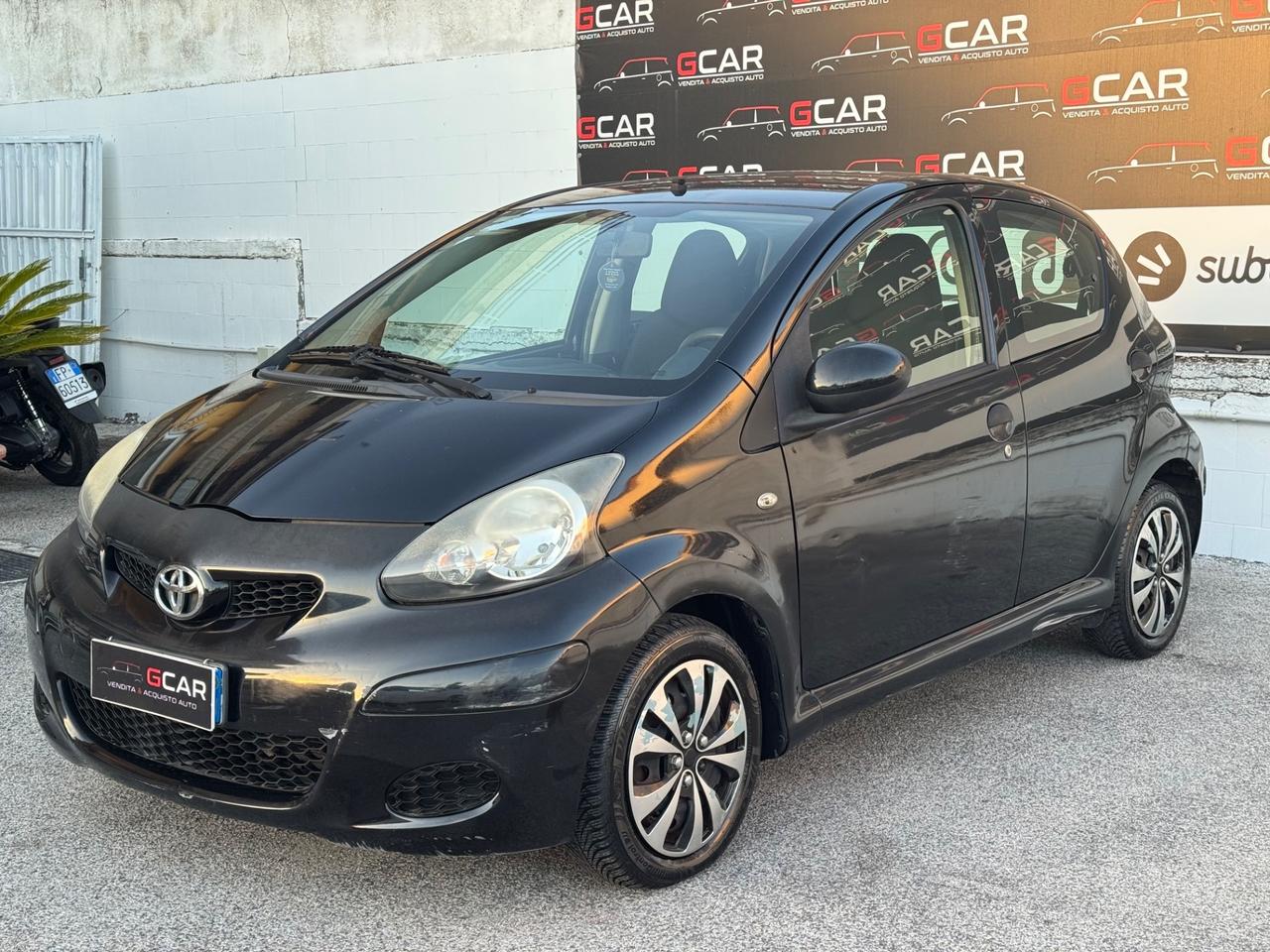 Toyota Aygo 1.0 12V VVT-i 5 porte