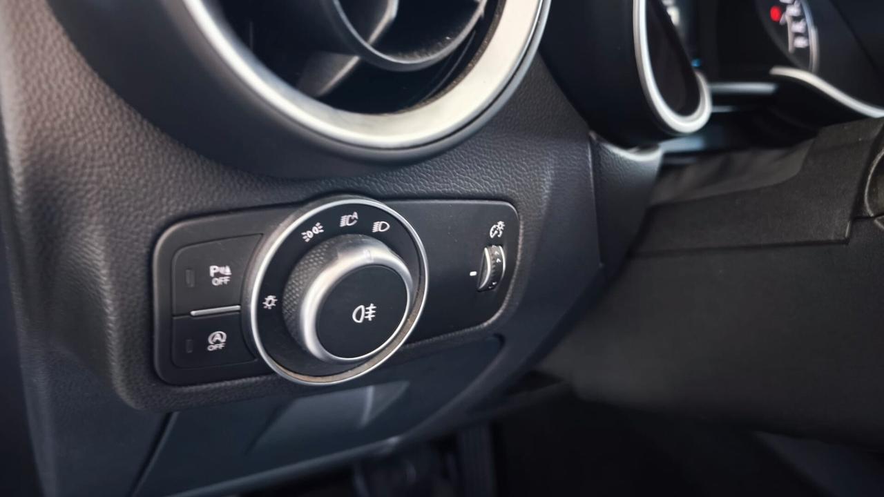 Alfa Romeo Stelvio 2.2 Turbodiesel 190 CV AT8 Q4 Super