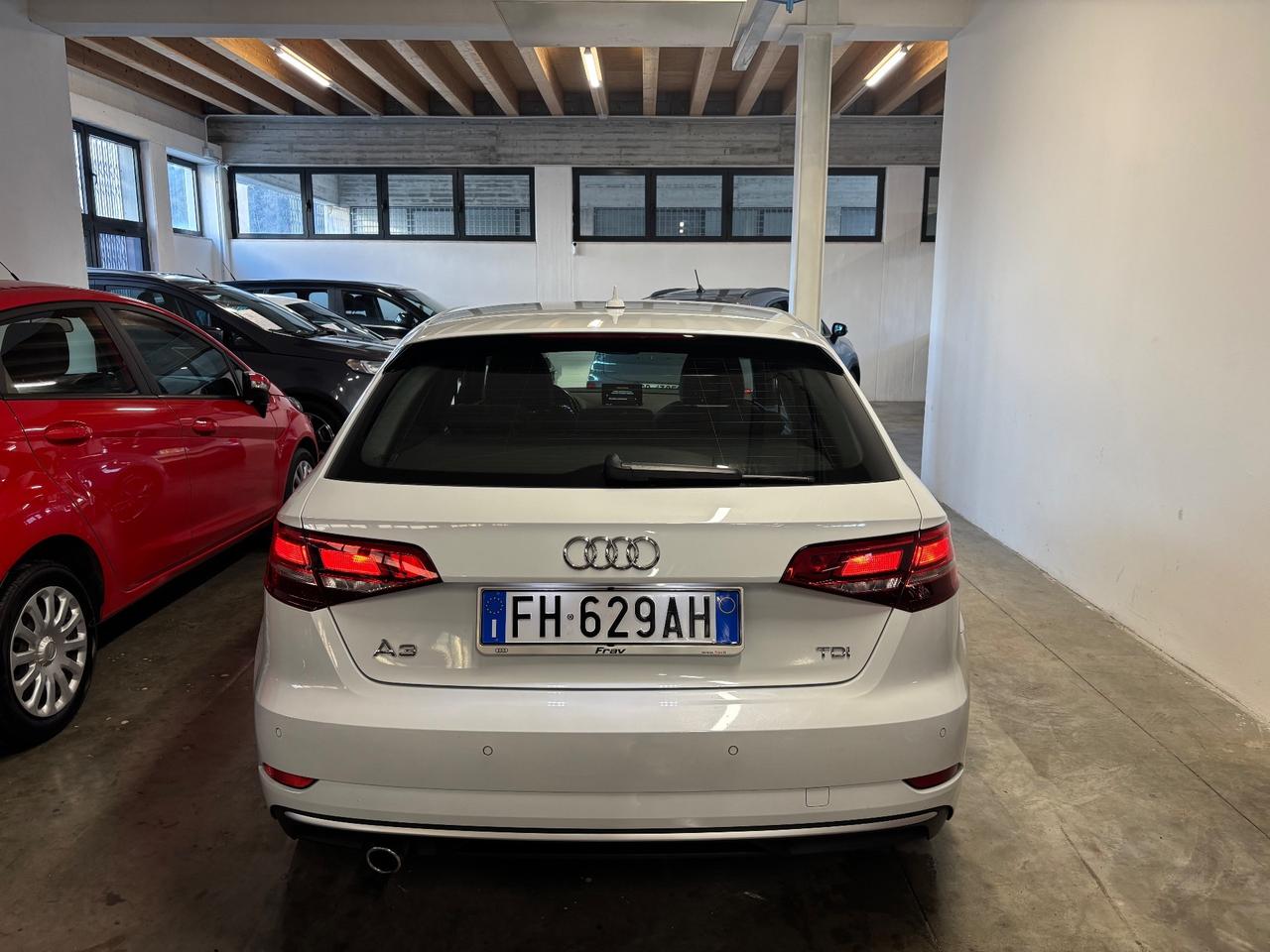 Audi A3 SPB 1.6 TDI | S-TRONIC Sport |