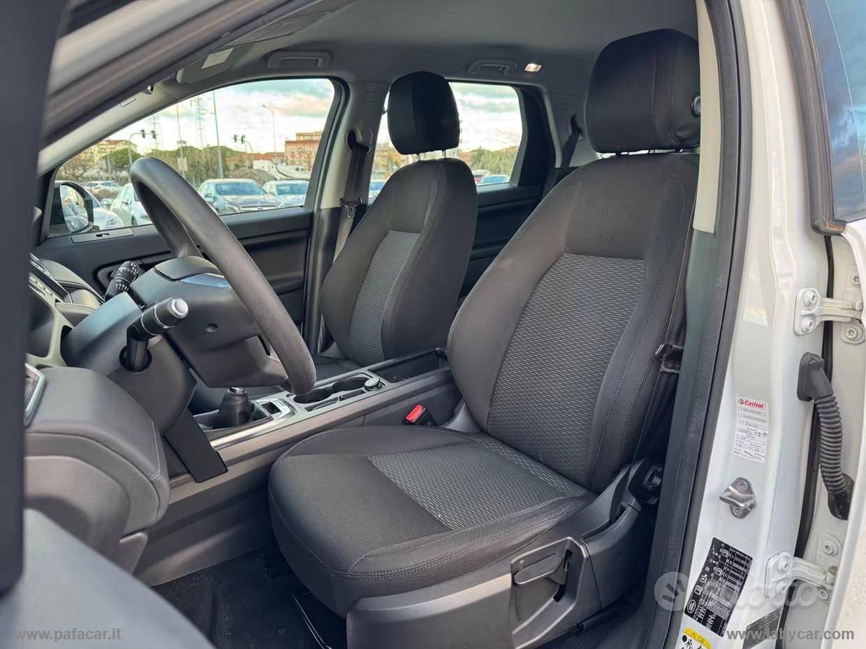 LAND ROVER Discovery Sport 2.0D I4-L.Flw R-Dyn. HSE