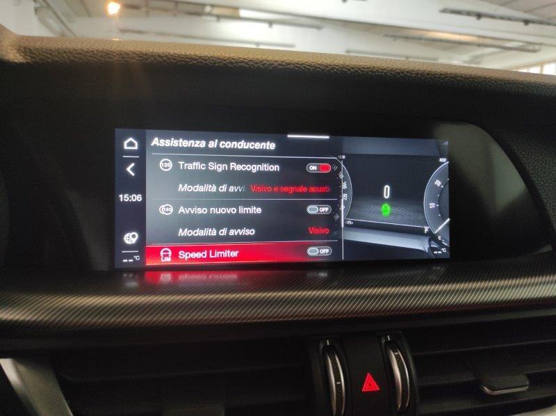 ALFA ROMEO Stelvio - Stelvio 2.0 Turbo 280 CV AT8 Q4 Veloce