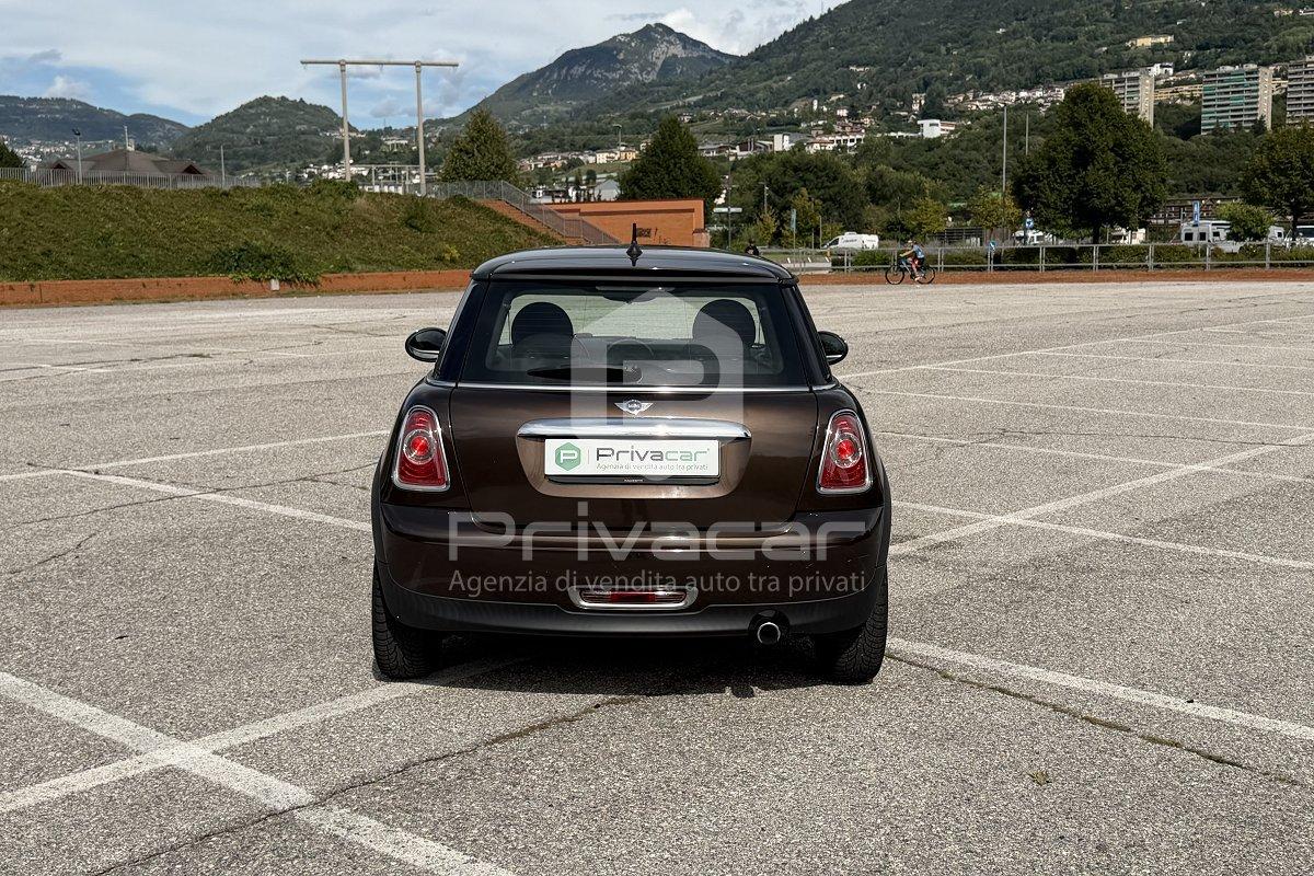 MINI Mini 1.6 16V One (55kW)