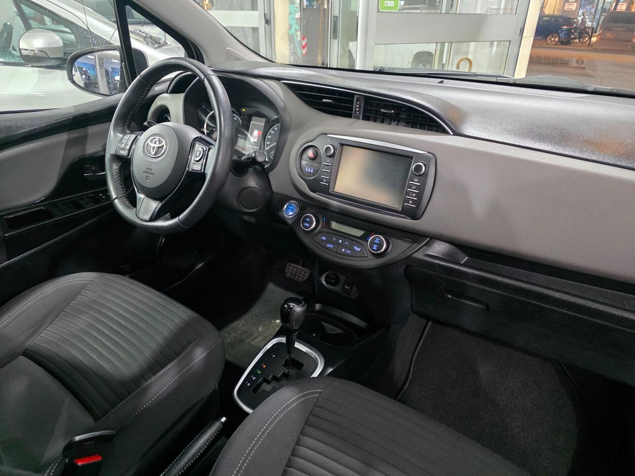 Toyota Yaris 1.5 Hybrid 73cv 1 PROPRIETARIO 2017