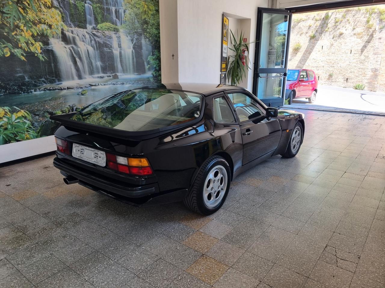 Porsche 944 allestimento S2, clima, sedili elettrici