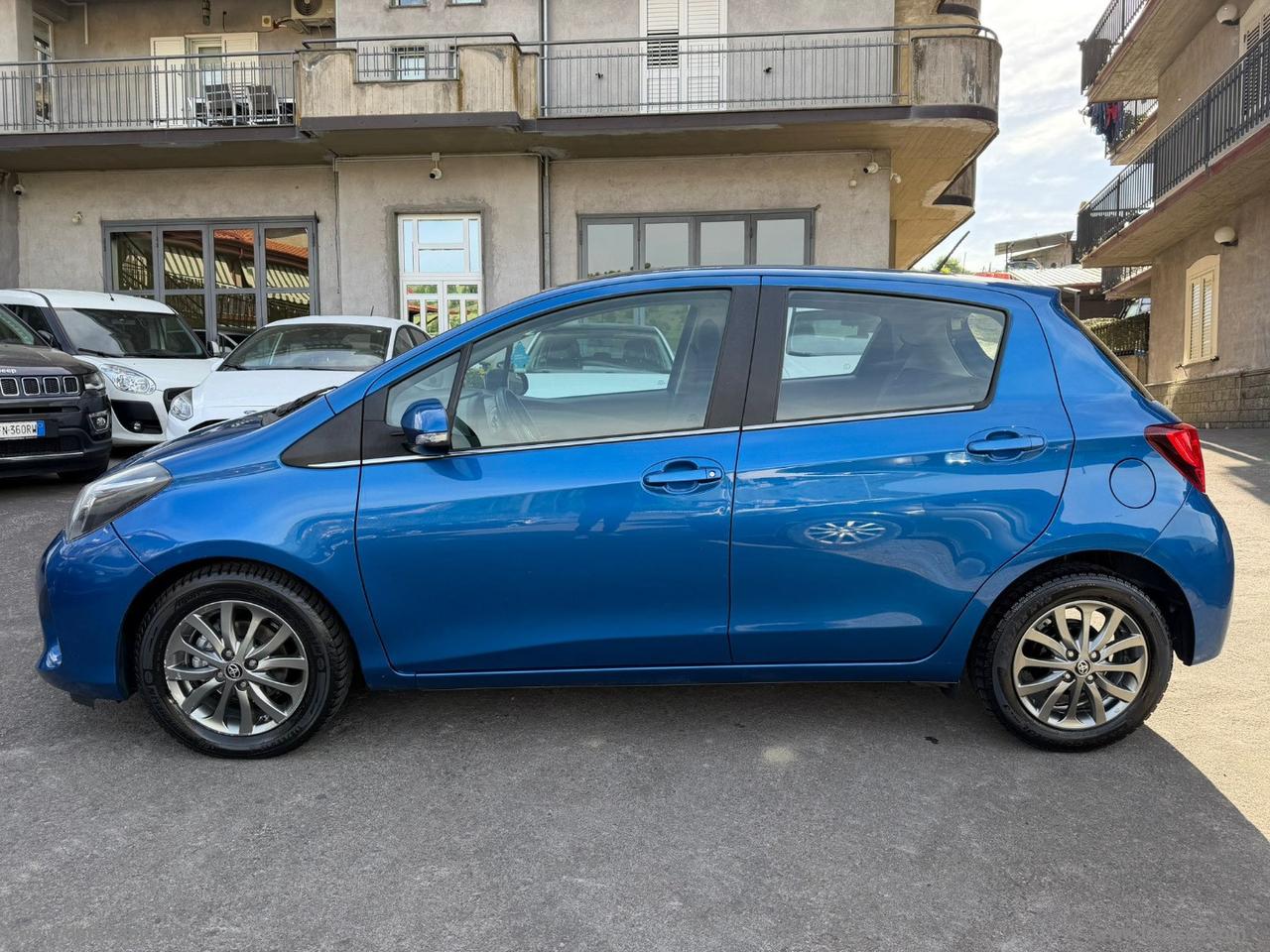 TOYOTA Yaris 1.4 D-4D 5p. Lounge