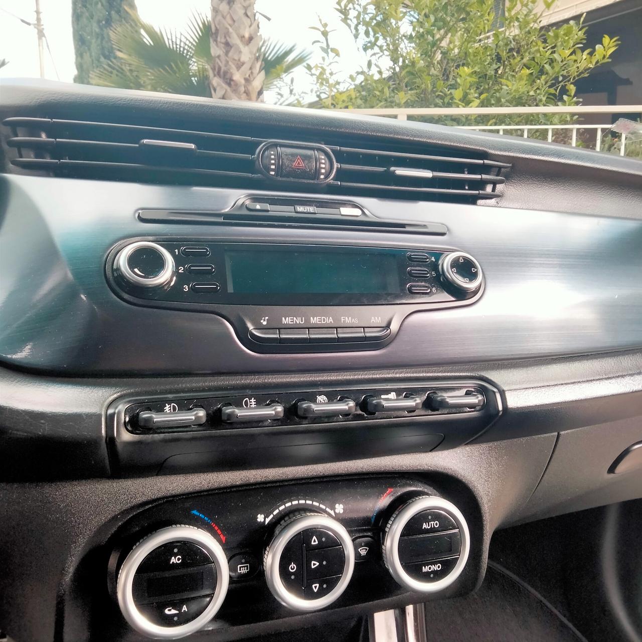 Alfa Romeo Giulietta 1.6 JTDm-2 105 CV Exclusive