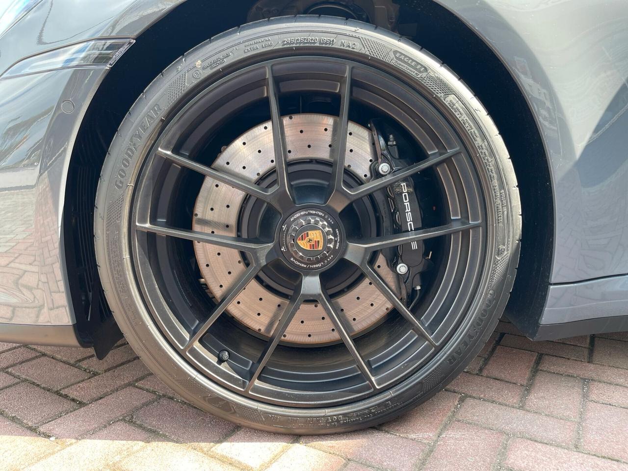 Porsche 992.2 Targa 4 GTS 541cv DISPONIBILE IMMEDIATAMENTE