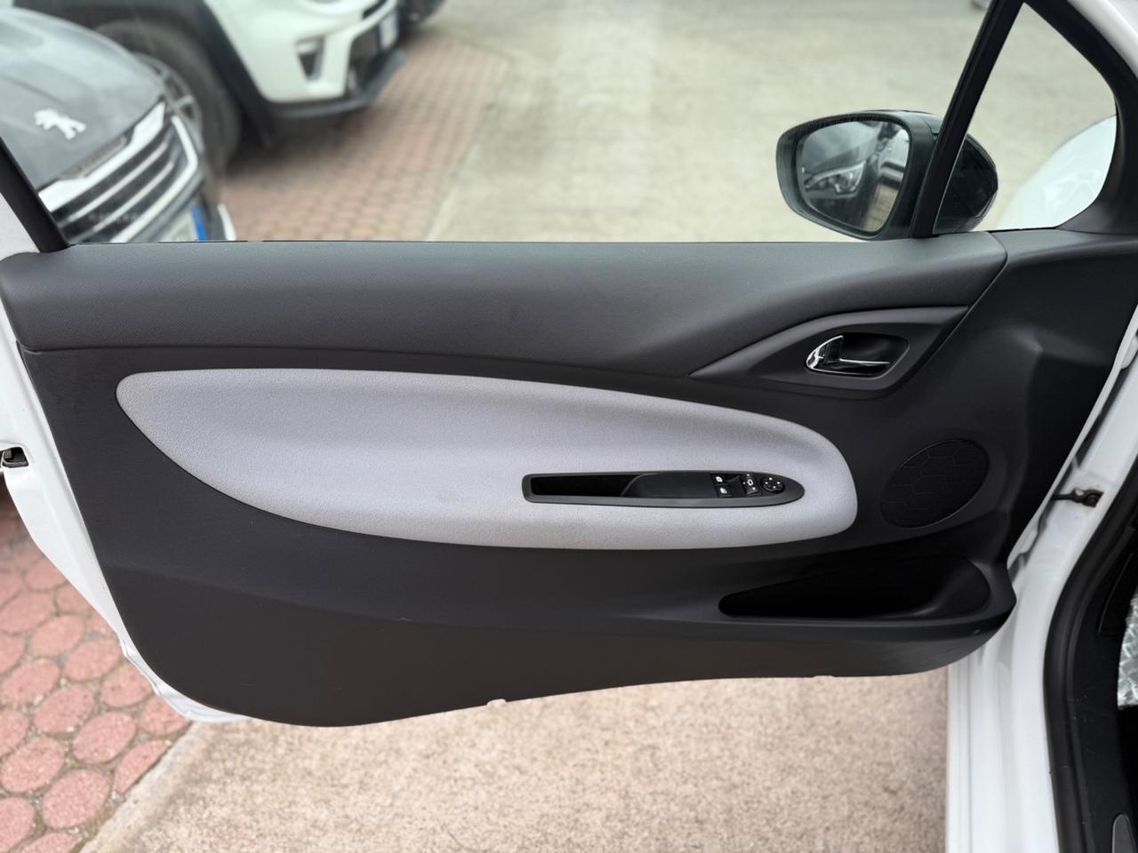 Ds DS3 3 1.4 HDi 70 KM CERTIF