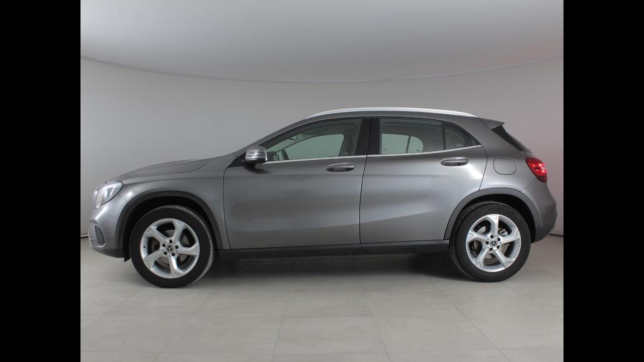 Mercedes-Benz GLA-X156 2017 - GLA 200 d Sport auto
