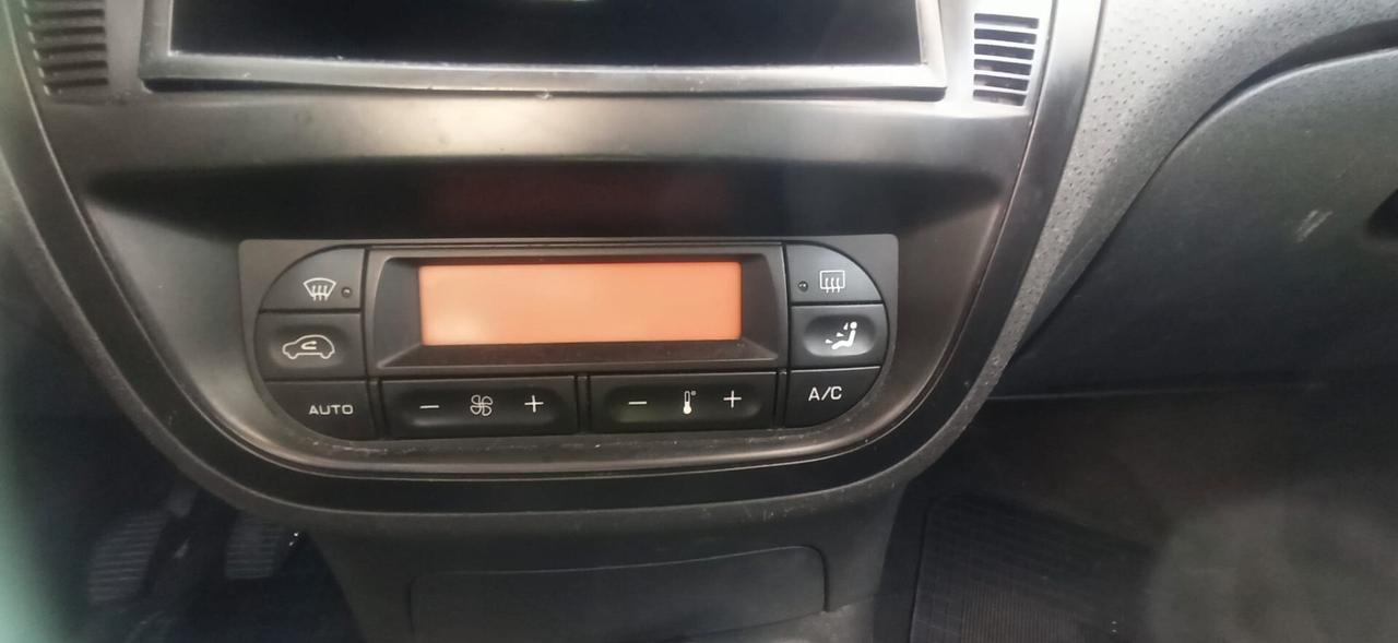 Citroen C3 1.4 HDi 70CV Classique