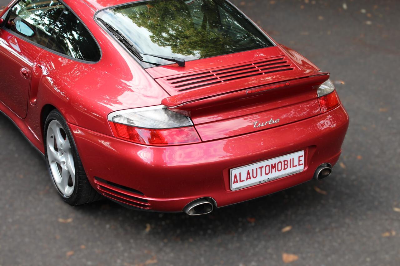 Porsche 911 996 Turbo cat Coupé