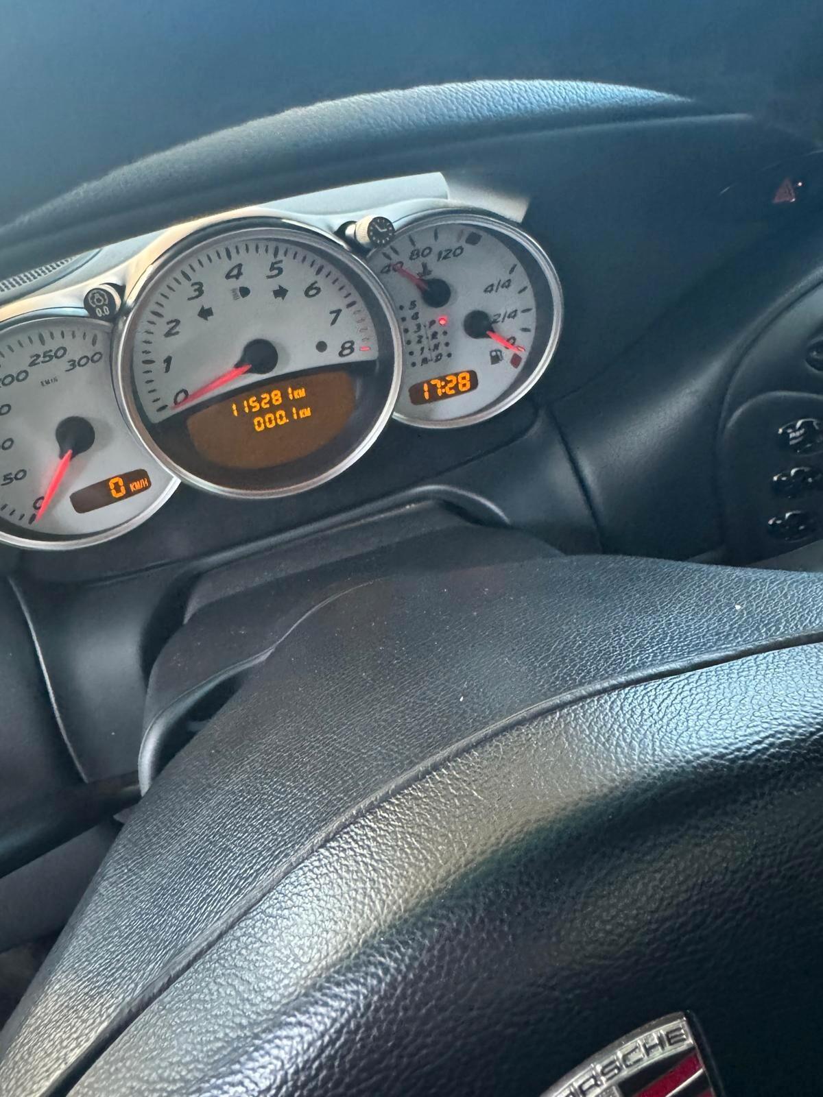 Porsche Boxster 3.2i 24V cat S