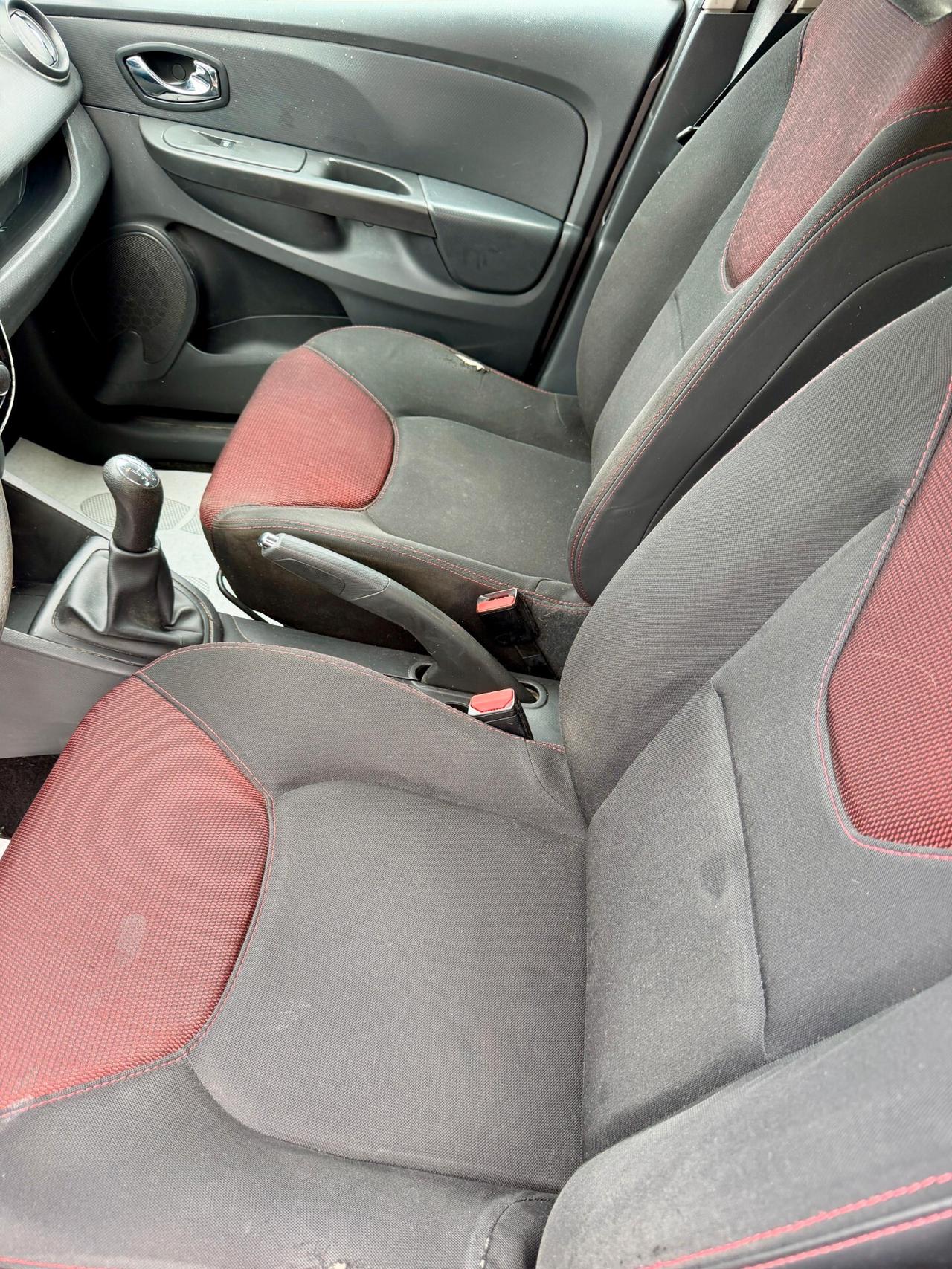 Renault Clio 1.2 75CV 5 porte Live - ok neopatentato