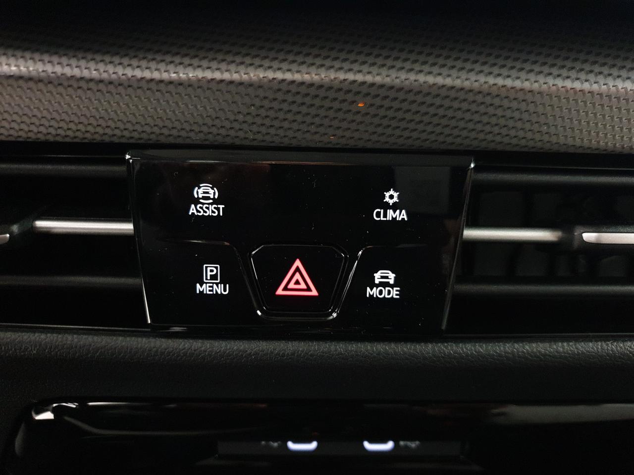 Volkswagen Golf 1.5 tsi ehybrid style 204cv dsg