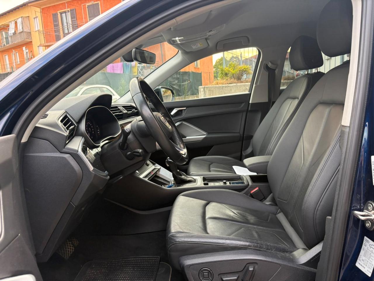 Audi Q3 Sportback 35 2.0 tdi S line edition s-tronic