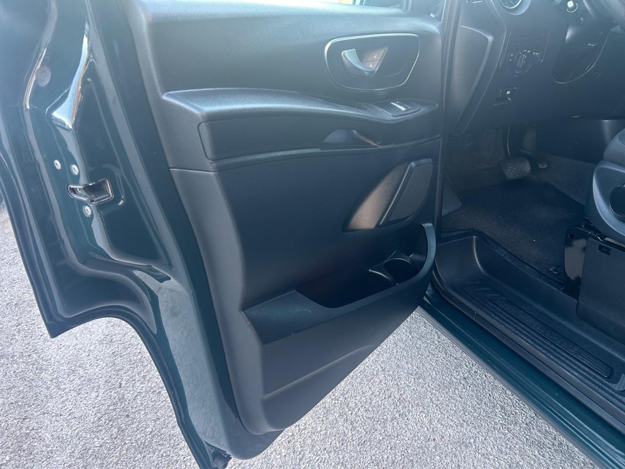 Mercedes-benz Vito 2.0 116 CDI Mixto Long Autocarro