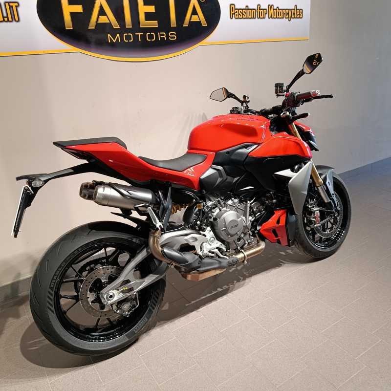 Ducati Streetfighter V2 - 2025