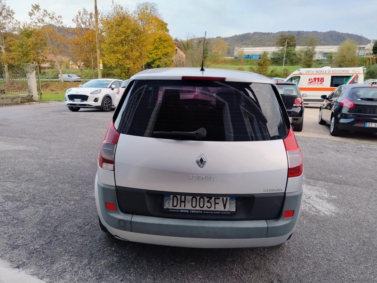 Renault Scenic Scénic 1.5 dCi/105CV Dynamique