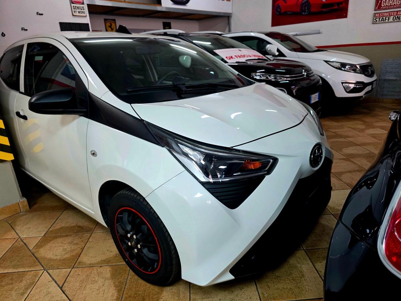 Toyota Aygo 1.0 VVT-i 69 CV 5 porte PROMO ATTIVA