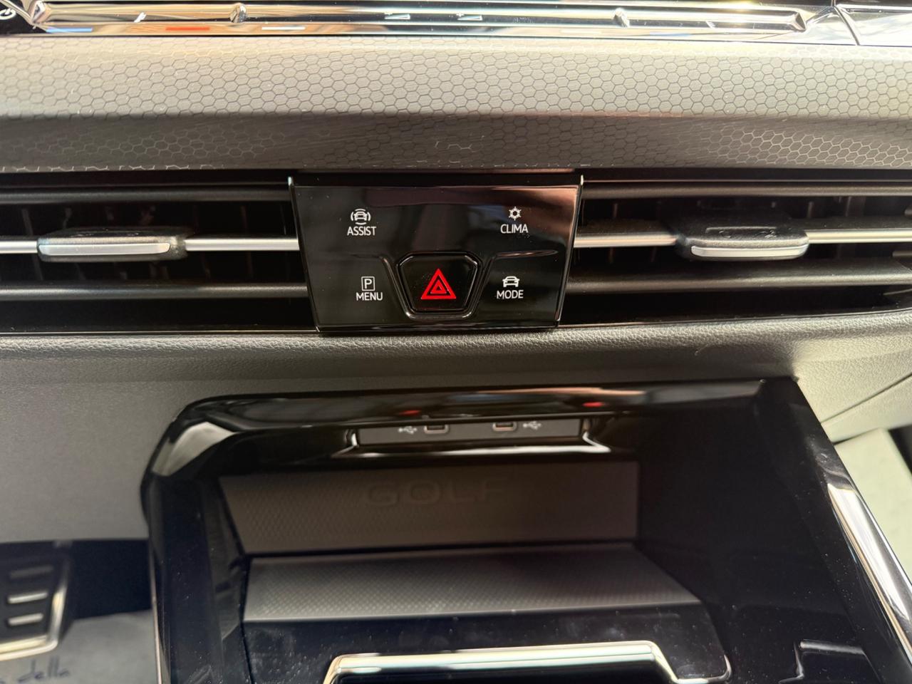 Volkswagen Golf GTI 2.0 TSI DSG PERFORMANCE