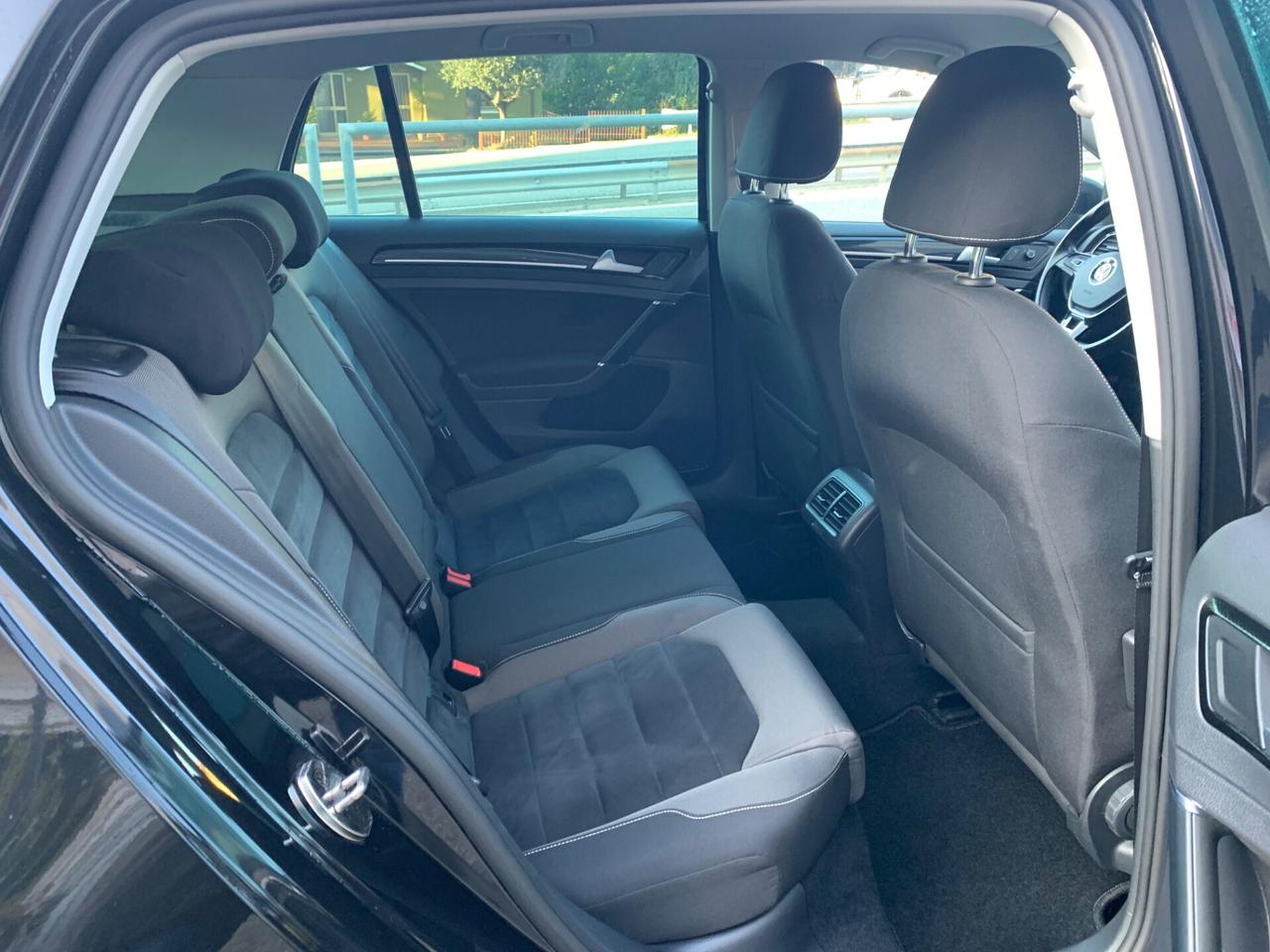 Volkswagen Golf 2.0 TDI 5p. 4MOTION Highline BlueMotion Technology