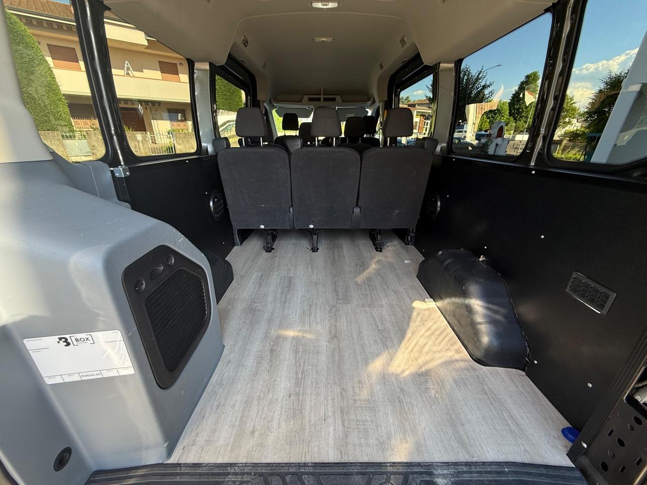 Ford Transit 2.0TDCi 9 POSTI PASSO LUNGO GANCIO TRAINO