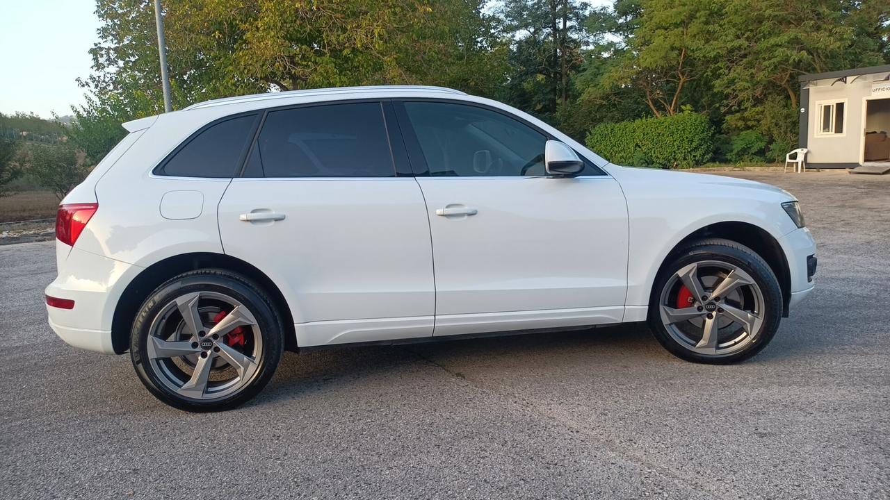 Audi Q5 2.0 TDI 170 CV 4X4 S-tronic