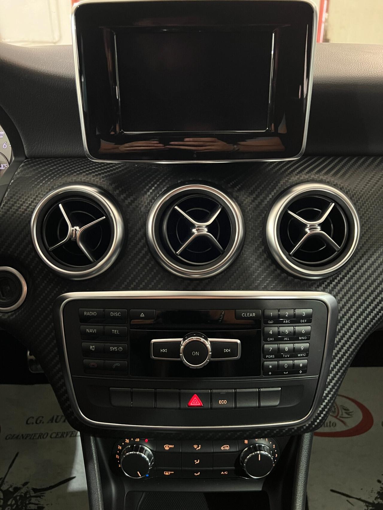 Mercedes-benz A 200 1.8 136 CV - AMG - 2013