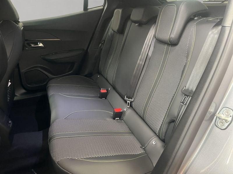 Peugeot 2008 2008 1.2 hybrid GT 145cv e-dcs6