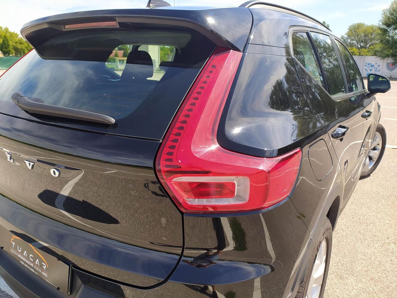 Volvo XC40 Momentum D3 #6463