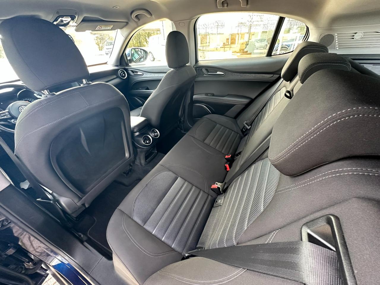 Alfa Romeo Stelvio 2.2 Turbodiesel 190 CV AT8 Q4 Business