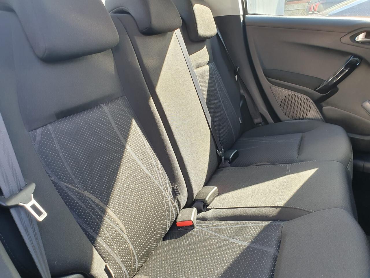 Peugeot 208 PureTech 82 5 porte Allure