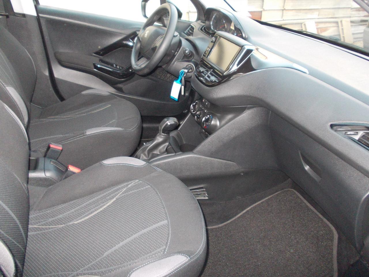 Peugeot 208 1.4 HDi - 2013