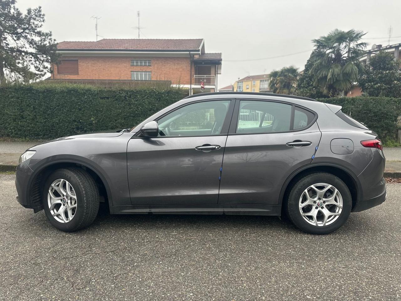 Alfa Romeo Stelvio Executive 2.0 #8378