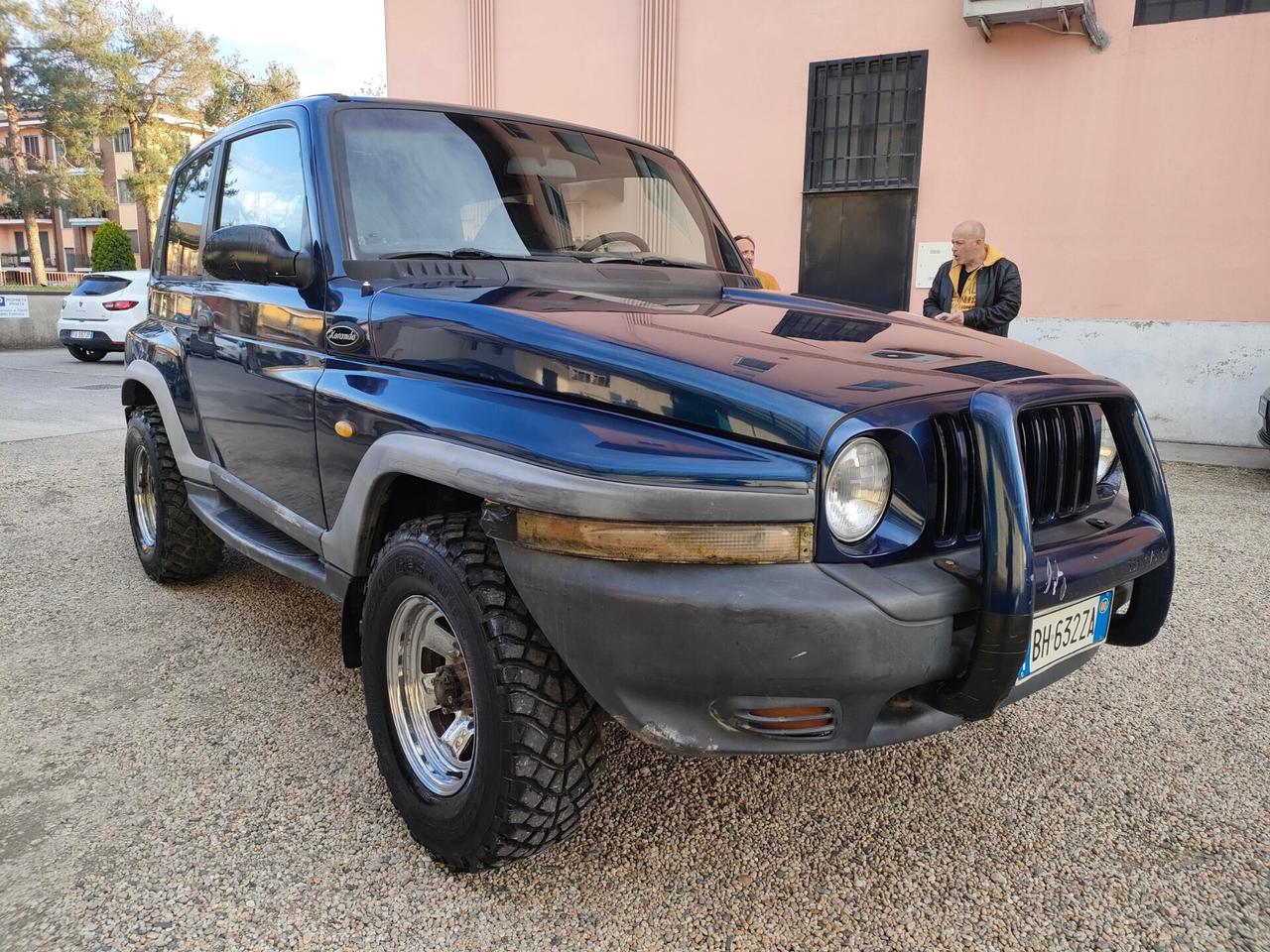 Ssangyong Korando 661 2.3 td Autocarro e Gancio traino