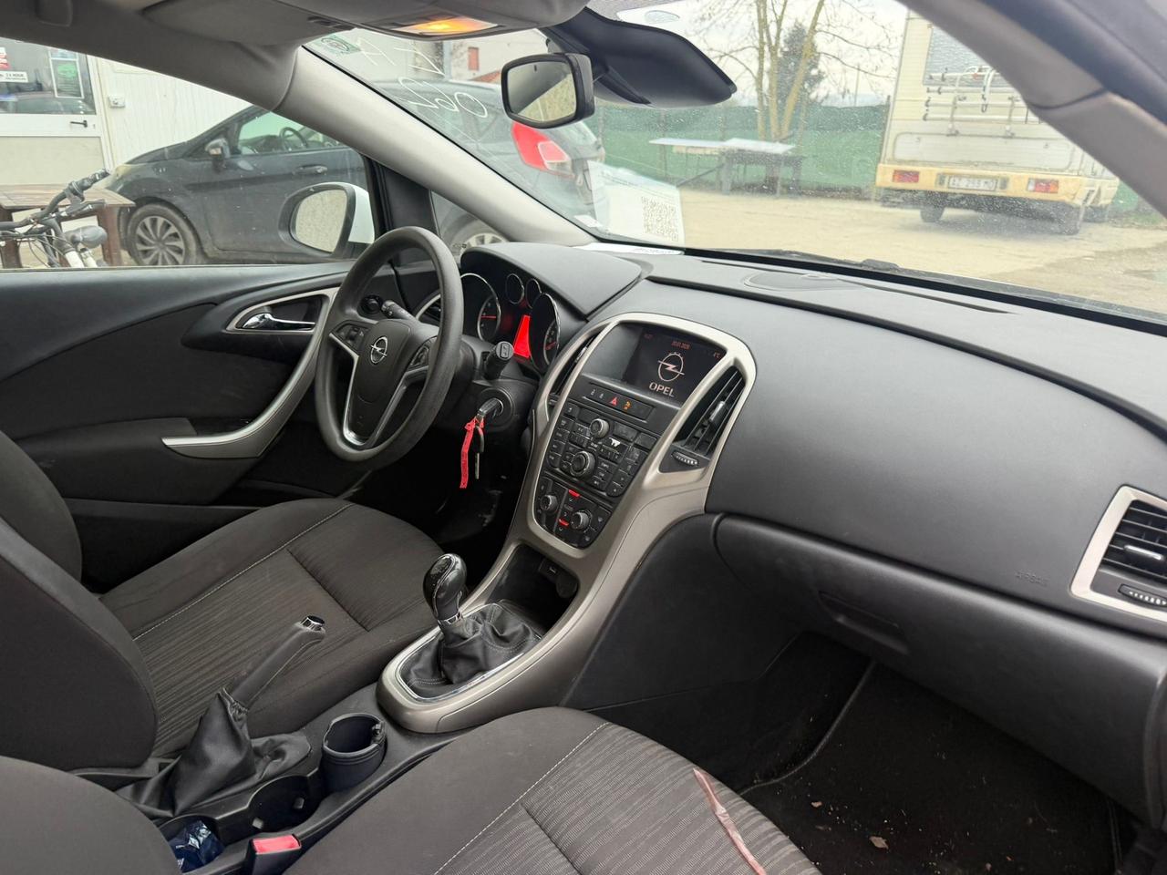 Opel Astra 1.4 16V Twinport 5 porte Enjoy