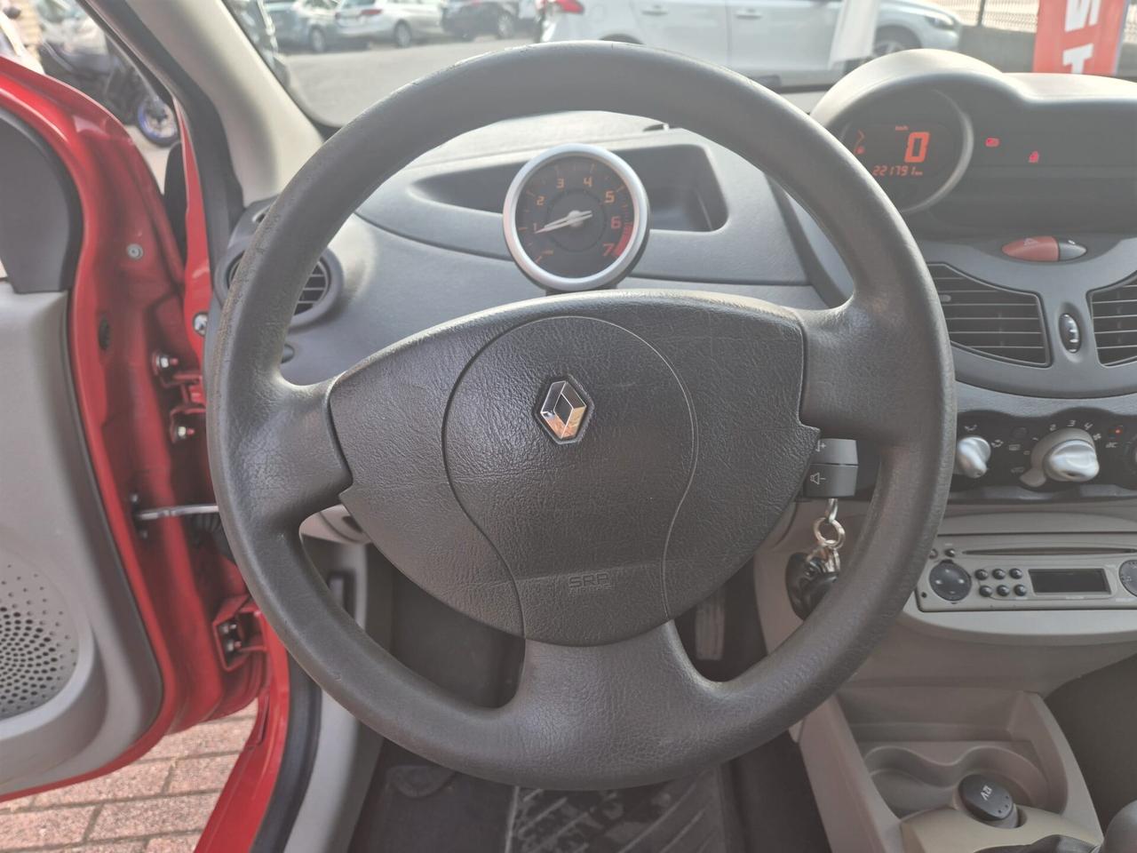 Renault Twingo 1.2 Dynamique GPL--Pass. incluso!!