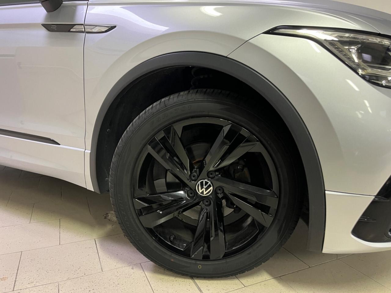 Volkswagen Tiguan 2.0 TDI 150 CV SCR DSG R-Line