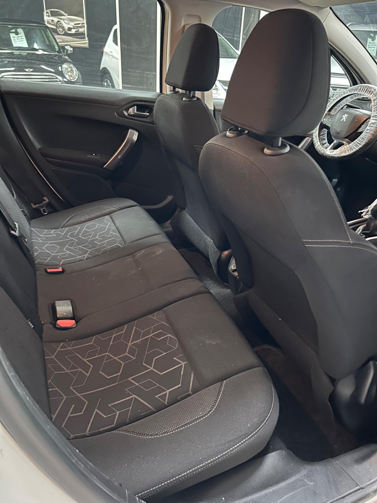 Peugeot 2008 1.4 HDi 68CV Active