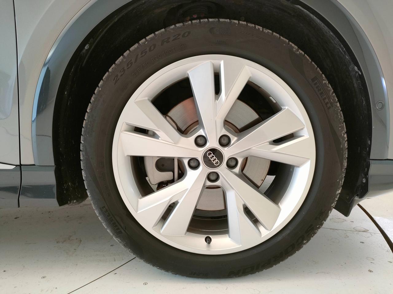AUDI Q4 Sportback e-tron - Q4 Sportback e-tron 40 S line edition