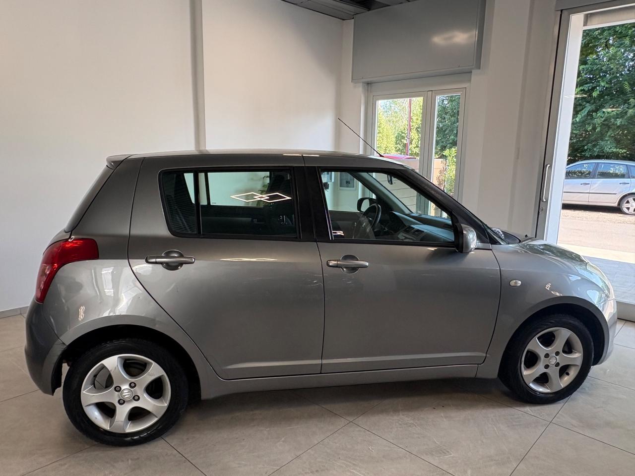 Suzuki Swift 1.3 5p. GL Safety Pack