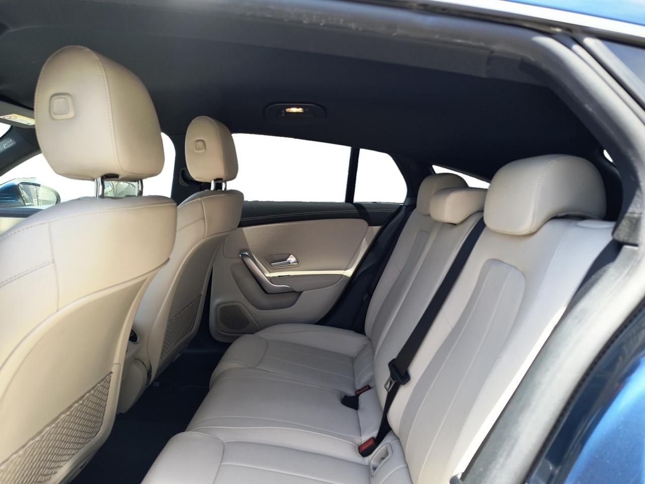 Mercedes-Benz CLA Sh.Brake - X118 - CLA Shooting Brake 200 d Sport auto