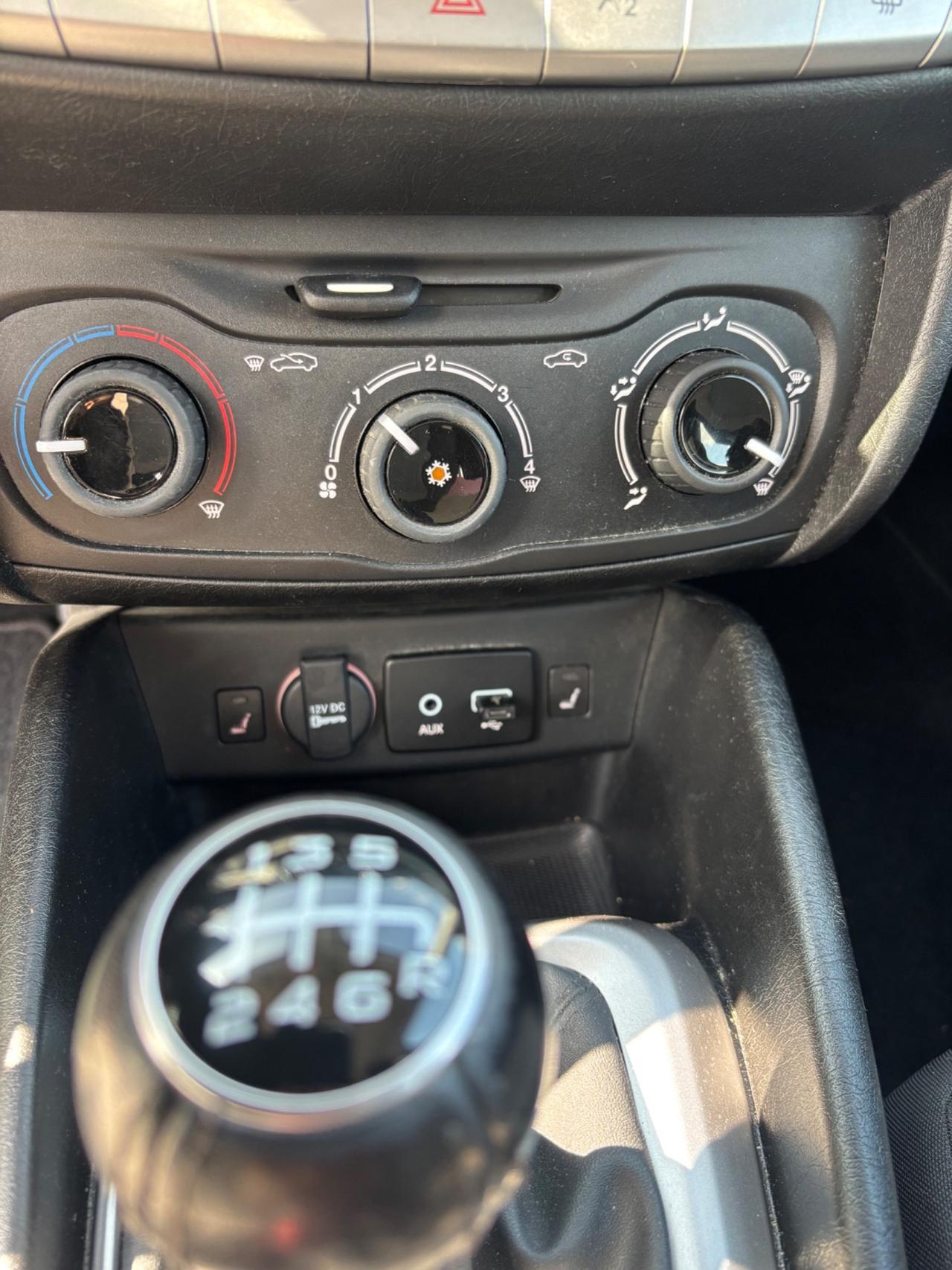 Fiat Tipo 1.4 5 porte Lounge euro6B- sedili riscaldati