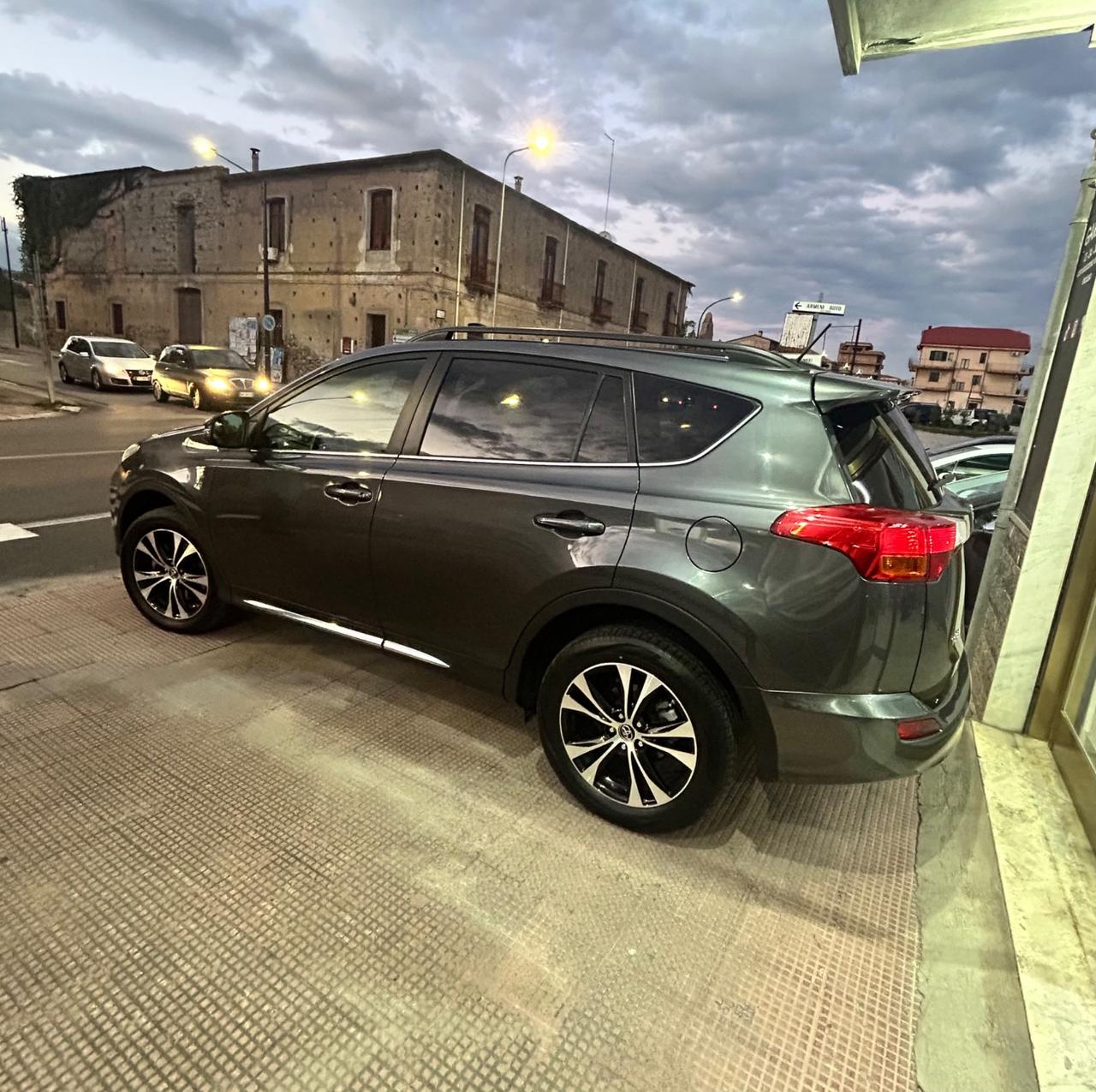 Toyota RAV 4 RAV4 2.2 D-4D 4WD Style