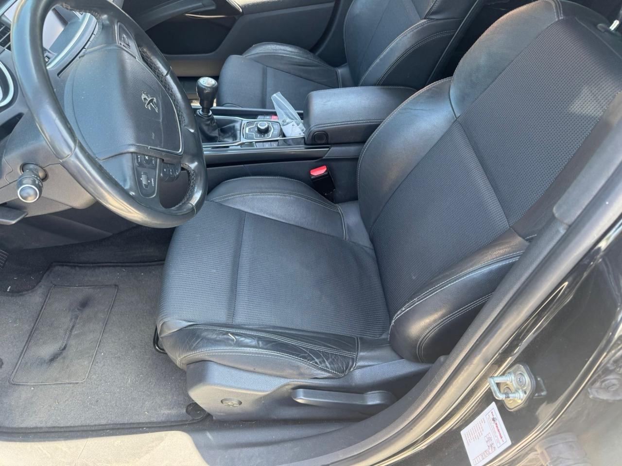 Peugeot 508 2.0 HDi 140CV SW Ciel Allure neopatentati