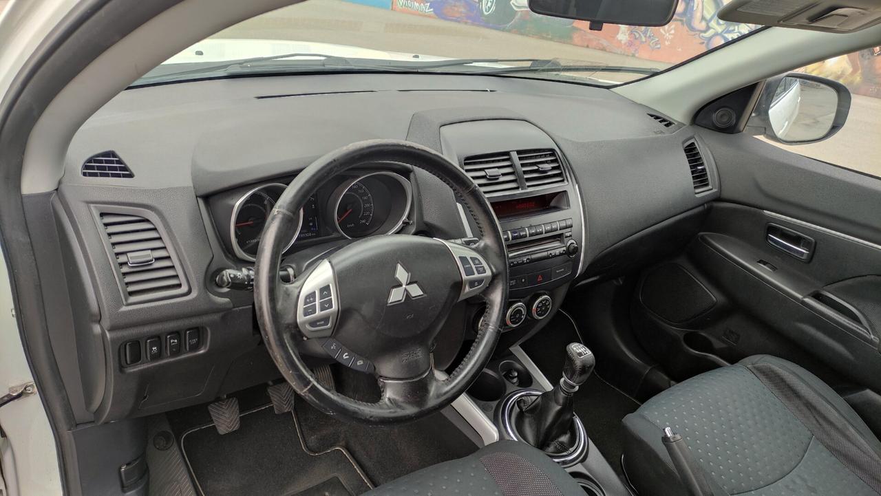 Mitsubishi ASX 1.8 DI-D 150 CV 2WD TETTO - 2011