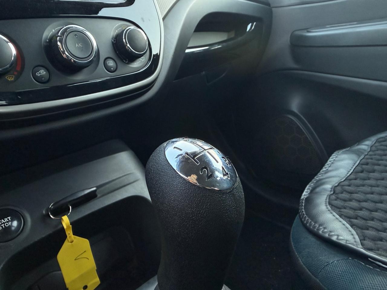 Renault Captur 1.5 Diesel 90CV 12 mesi di garanzia