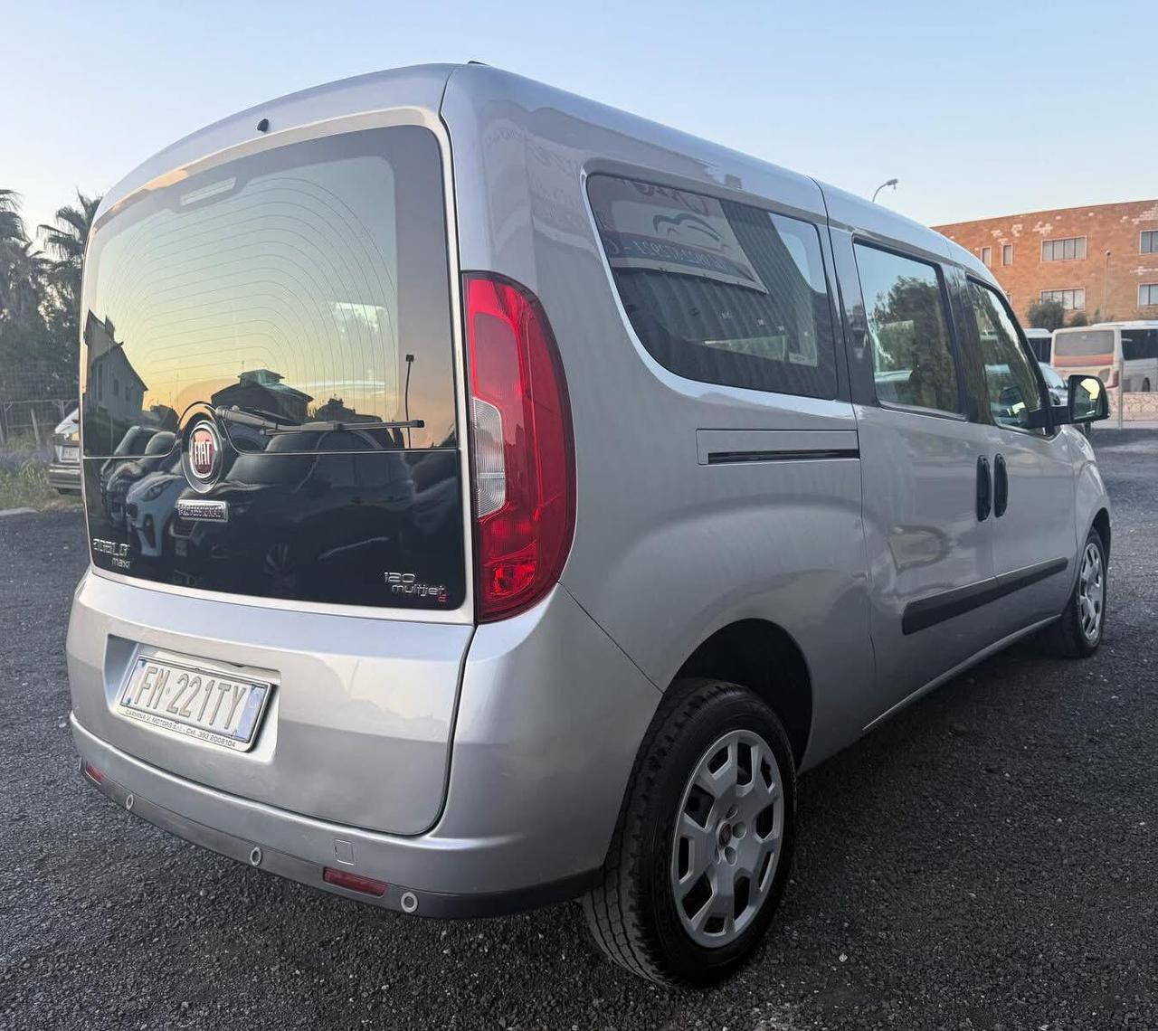 Fiat Doblò 1.6mjt MAXI 5POSTI AUTOCARRO