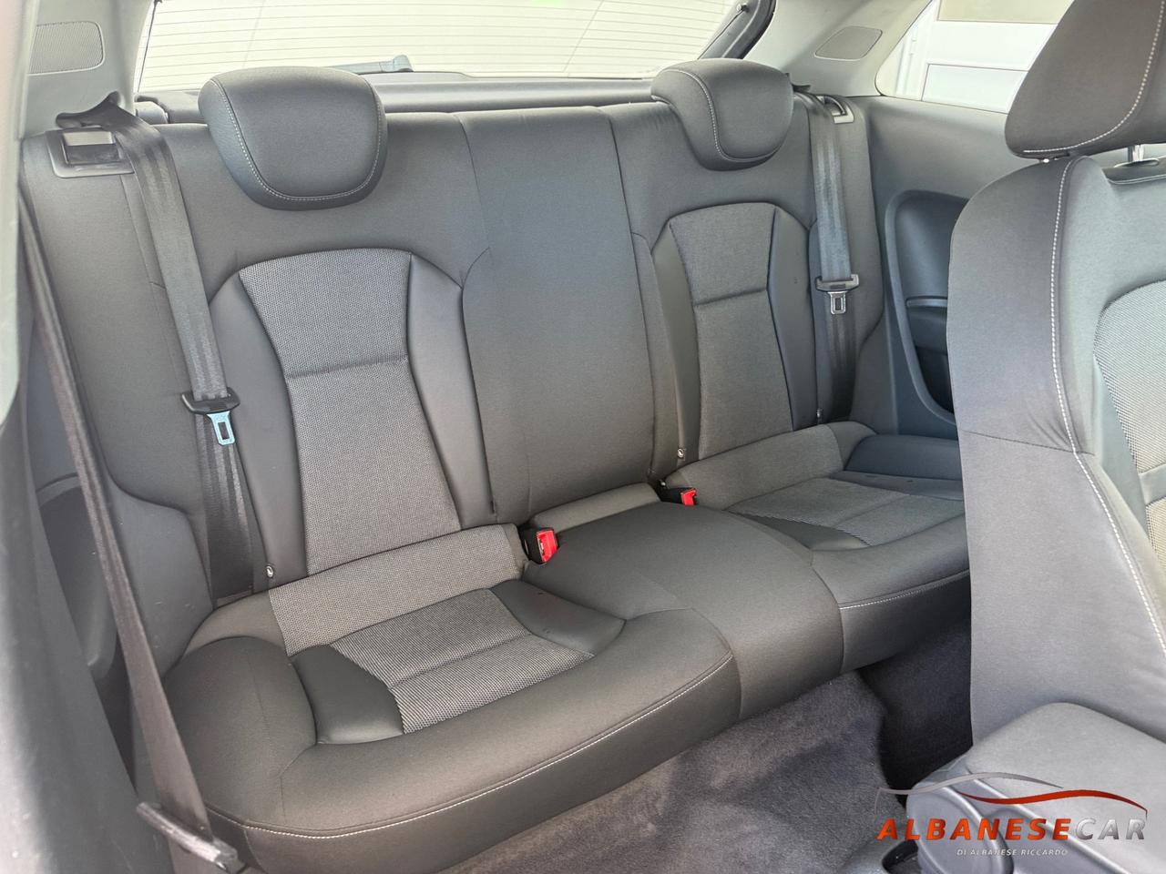 Audi A1 1.6 TDI 105 CV S-Line